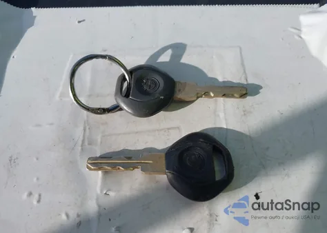 1995 BMW 325 Ic Automatic z USA, uszkodzony, nr VIN WBABJ6329SJD41903